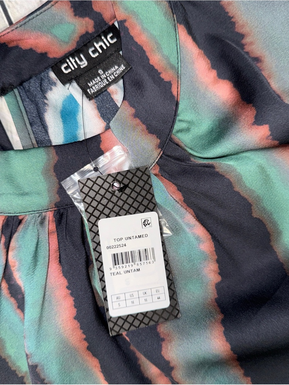 NWT! City Chic Untamed Top - Picture 5 of 5